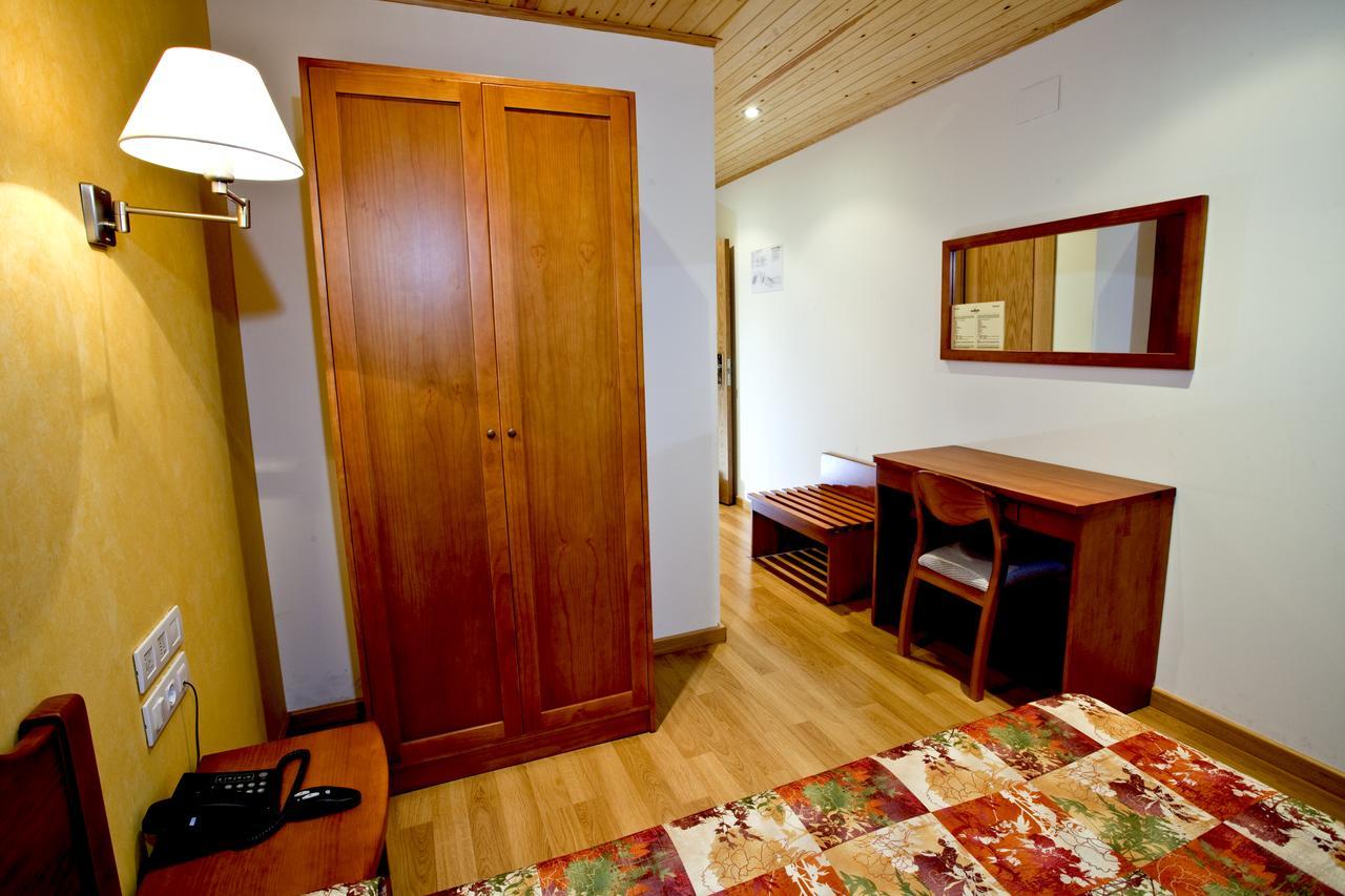 Hotel Montseny Espuy Bagian luar foto
