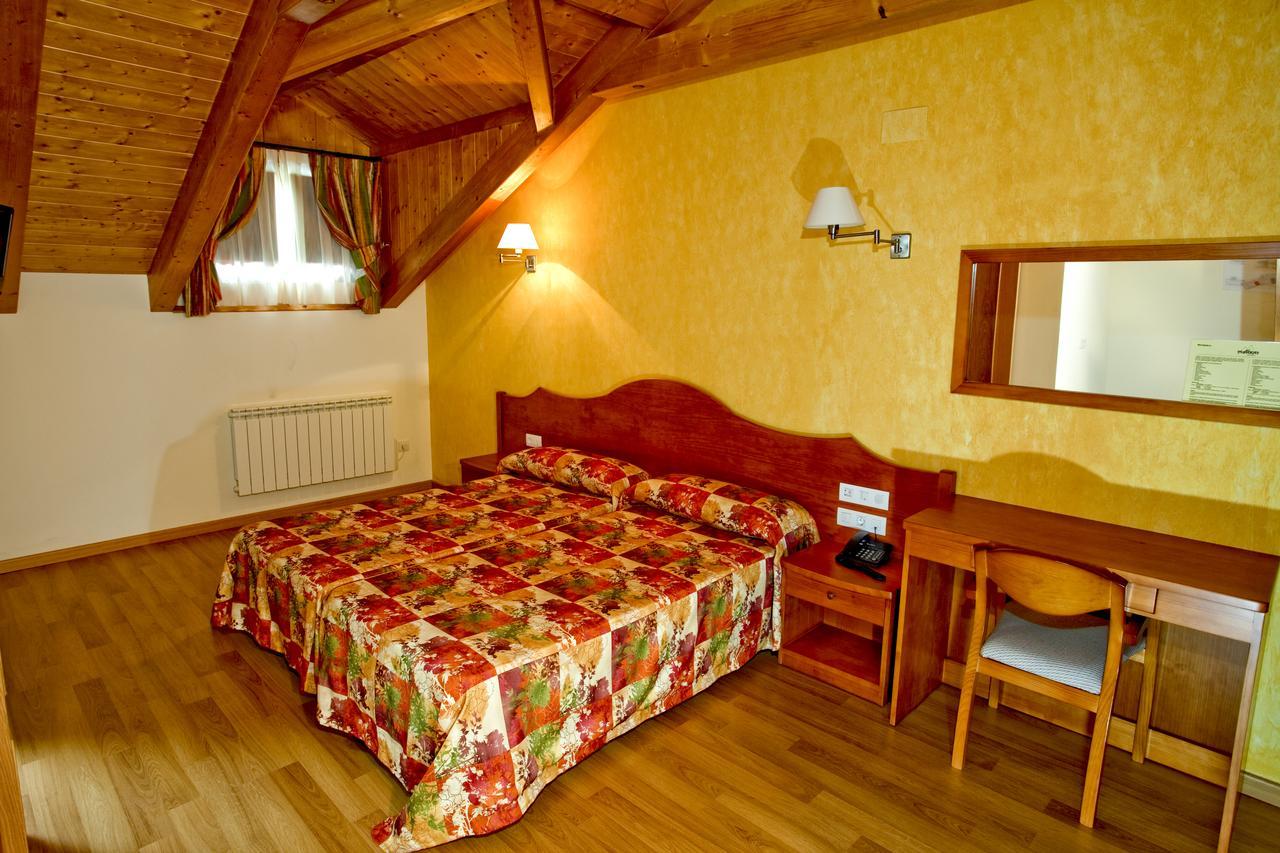 Hotel Montseny Espuy Bagian luar foto
